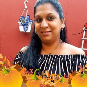 Meet your Posher, Bibi